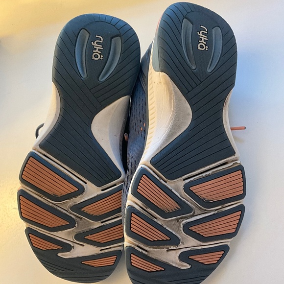 Ryka blue and peach womens walking shoes size 7.5 - Picture 3 of 5